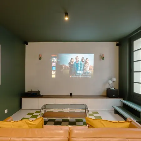 Mini Loft Buttes Chaumont דירה